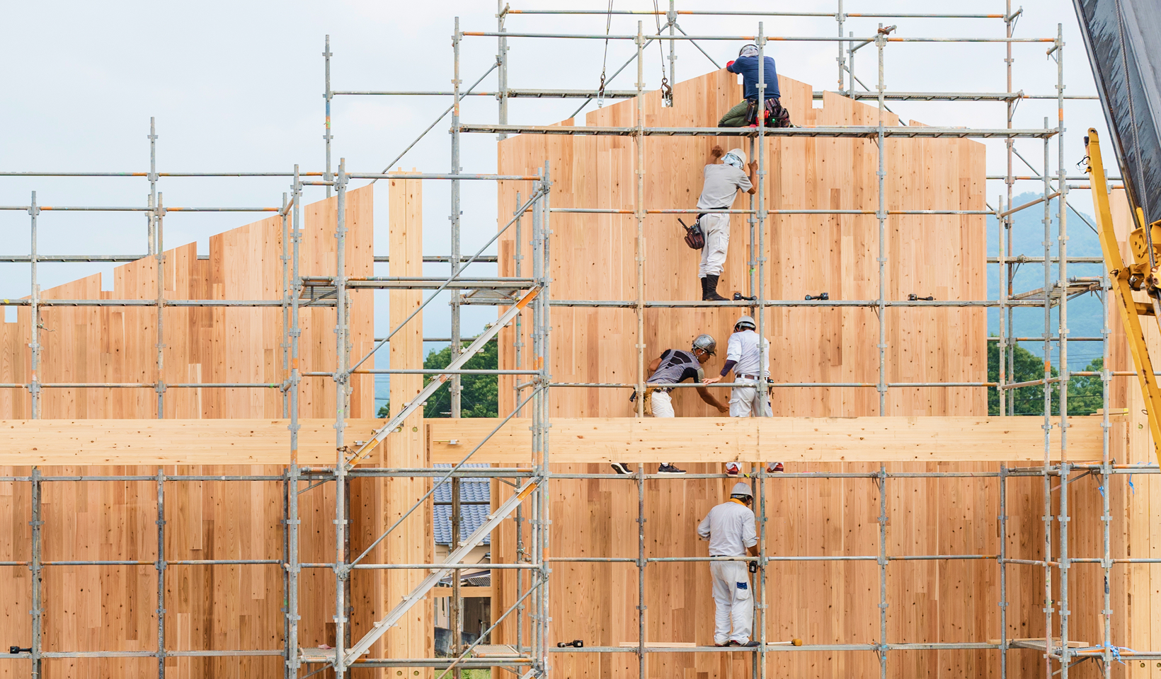 建築中の新日本建設の家