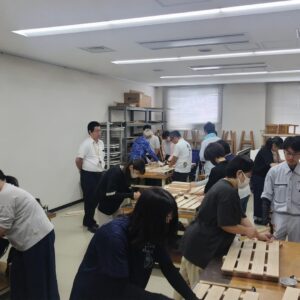 イメージ：愛媛の木材でギコギコトントン