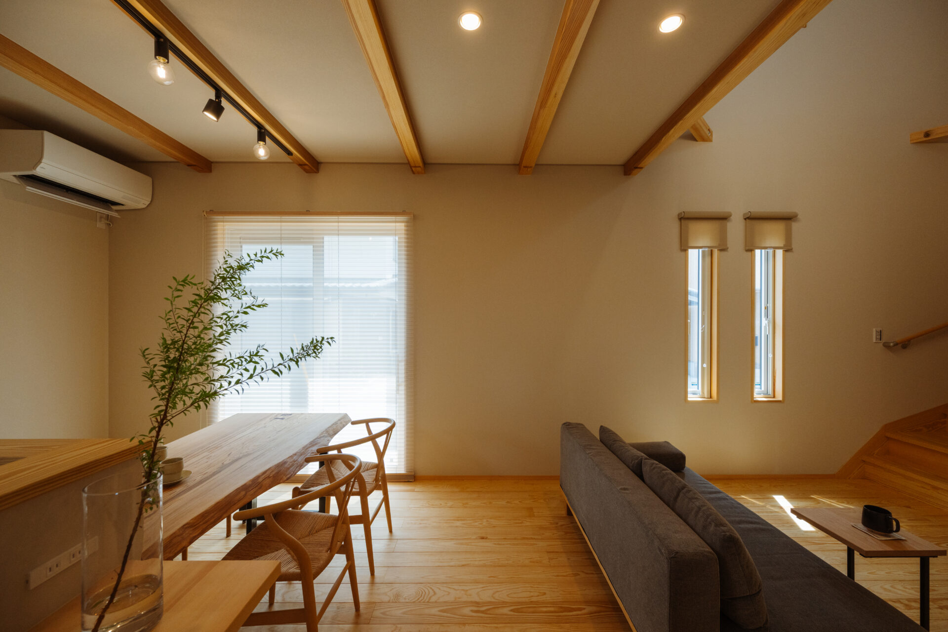 イメージ：１５２．共働き夫婦が建てた、吹き抜けリビングのあるお家